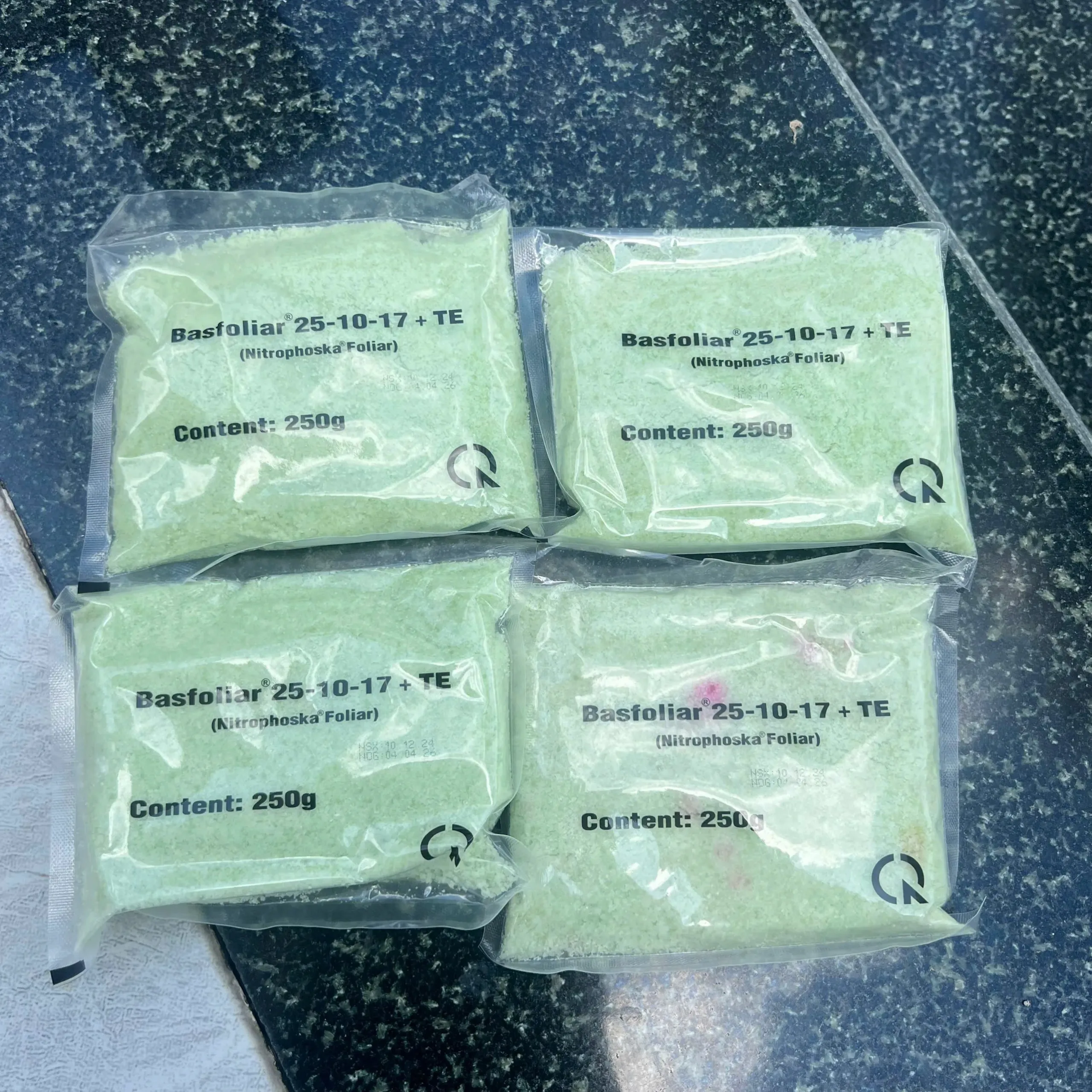 Phân bón lá NPK 25-10-17+TE NITROPHOSKA bm bổ sung vi luợng ( Hộp 1KG) - Ảnh 4
